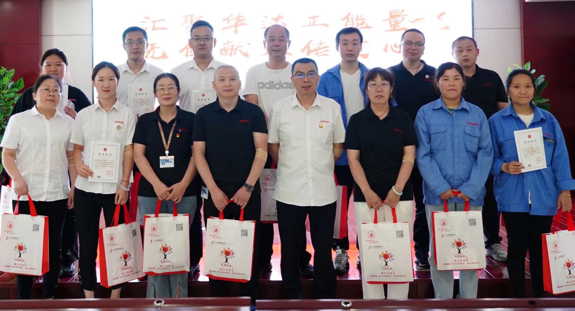 826b1f92b7ad35a4ac621c50dfd2190.jpg 826b1f92b7ad35a4ac621c50dfd2190.jpg